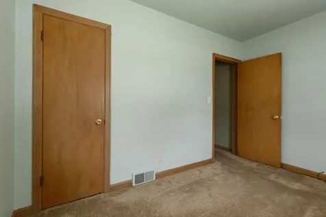 948 42ND Avenue Rock Island IL 61201