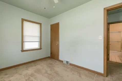 948 42ND Avenue Rock Island IL 61201