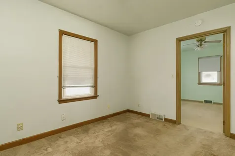 948 42ND Avenue Rock Island IL 61201
