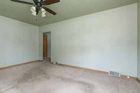 948 42ND Avenue Rock Island IL 61201