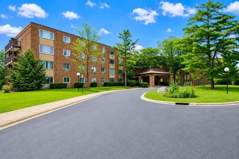 1500 Robin Circle Hoffman Estates IL 60194
