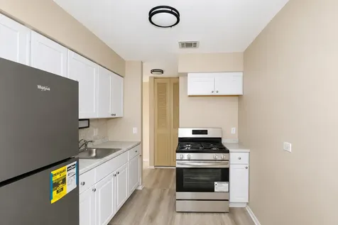 1500 Robin Circle Hoffman Estates IL 60194