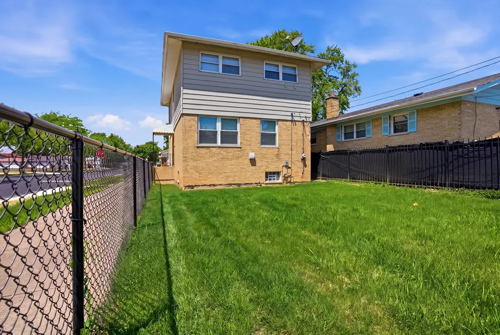 11659 South Ada Street Chicago IL 60643