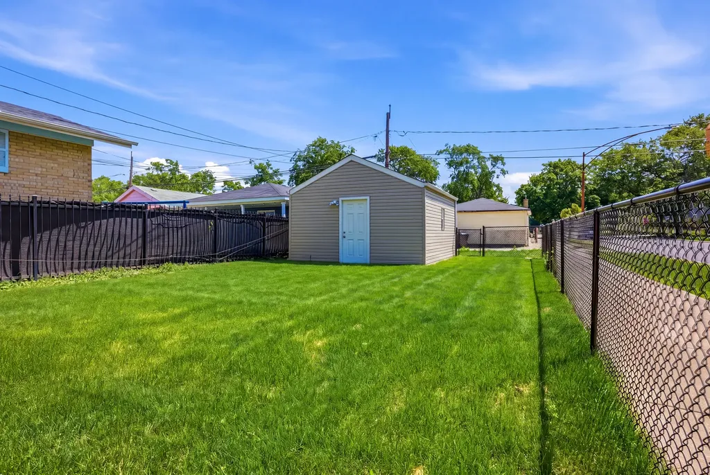 11659 South Ada Street Chicago IL 60643