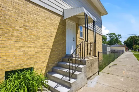 11659 South Ada Street Chicago IL 60643