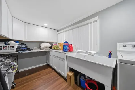 2240 Highland Avenue Berwyn IL 60402