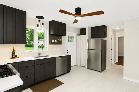 109 South Elm Street Palatine IL 60067
