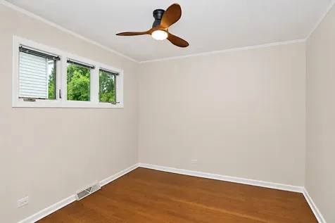 109 South Elm Street Palatine IL 60067