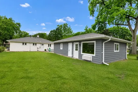 109 South Elm Street Palatine IL 60067