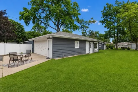 109 South Elm Street Palatine IL 60067
