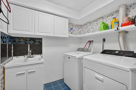 300 Adams Street Ottawa IL 61350