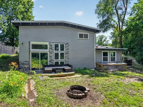 300 Adams Street Ottawa IL 61350