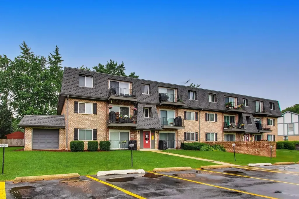 900 South Plum Grove Road Palatine IL 60067