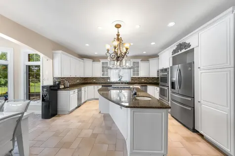 22417 Hughes Street Frankfort IL 60423