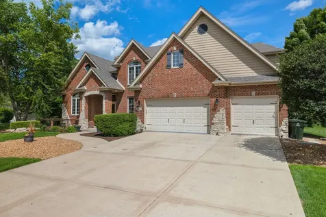 22417 Hughes Street Frankfort IL 60423
