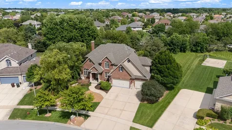 22417 Hughes Street Frankfort IL 60423