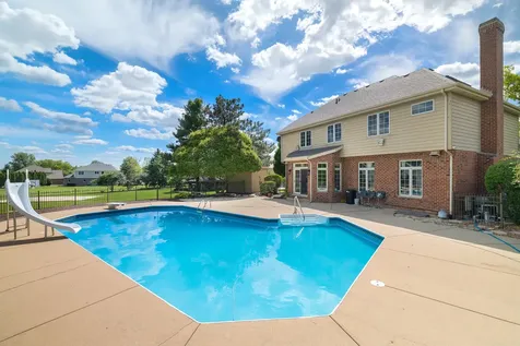 22417 Hughes Street Frankfort IL 60423
