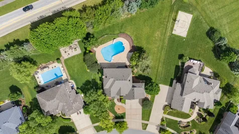 22417 Hughes Street Frankfort IL 60423