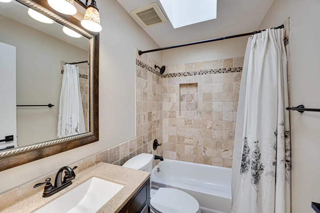 1633 Hilton Head Drive Naperville IL 60563