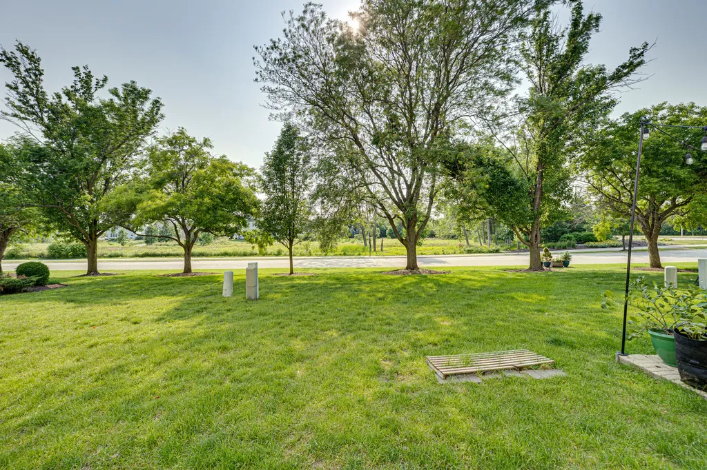 1633 Hilton Head Drive Naperville IL 60563