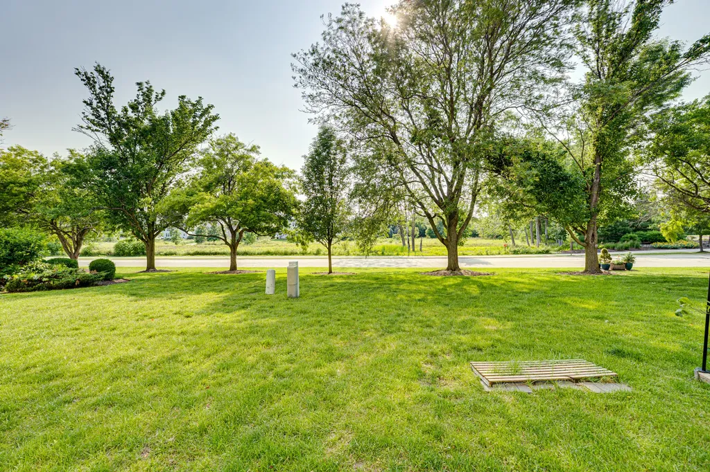 1633 Hilton Head Drive Naperville IL 60563