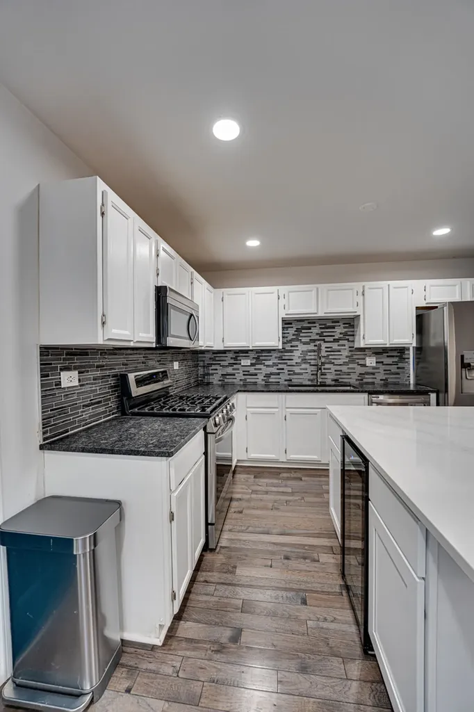 1633 Hilton Head Drive Naperville IL 60563
