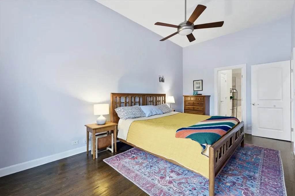 832 West 36th Street Chicago IL 60609