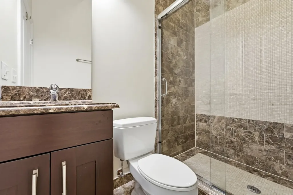 832 West 36th Street Chicago IL 60609