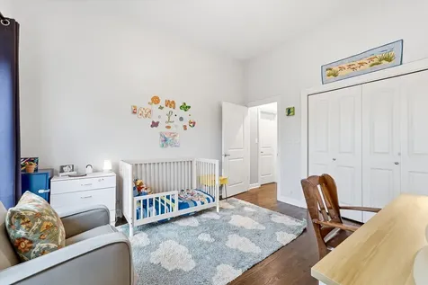 832 West 36th Street Chicago IL 60609