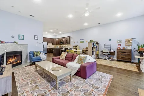 832 West 36th Street Chicago IL 60609