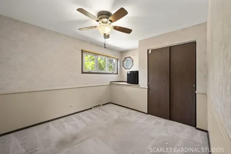 2120 Meadow Drive Lindenhurst IL 60046