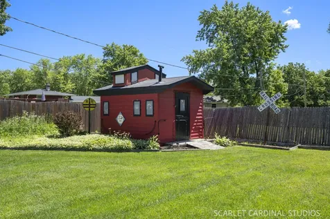 2120 Meadow Drive Lindenhurst IL 60046