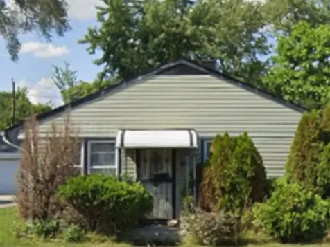 63 West 141st Street Dixmoor IL 60426