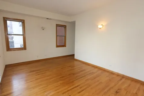 824 West Buckingham Place Chicago IL 60657
