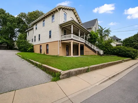 217 Michigan Street Elgin IL 60120