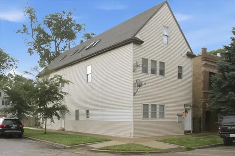 3859 North Whipple Street Chicago IL 60618