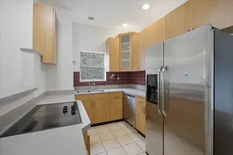 3859 North Whipple Street Chicago IL 60618