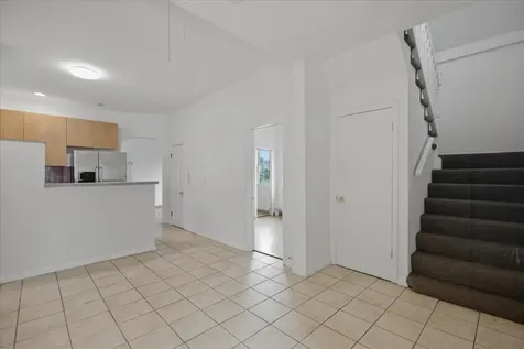3859 North Whipple Street Chicago IL 60618