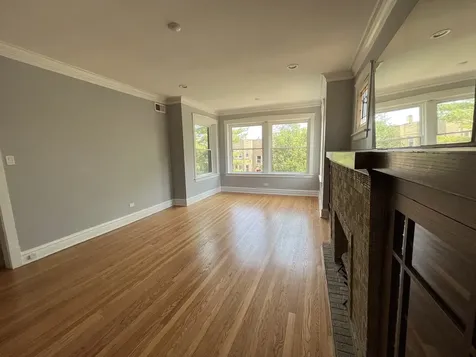 5644 North Artesian Avenue Chicago IL 60659