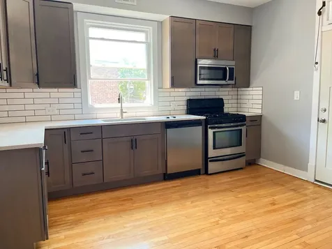 5644 North Artesian Avenue Chicago IL 60659