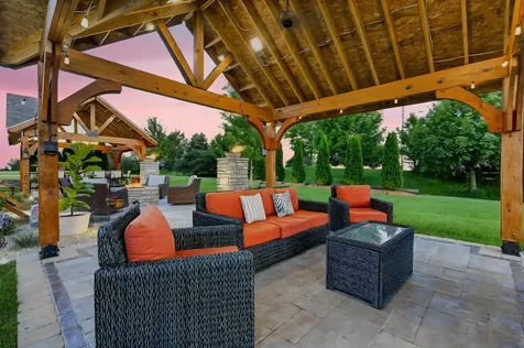 5728 Waters Edge Court Yorkville IL 60560