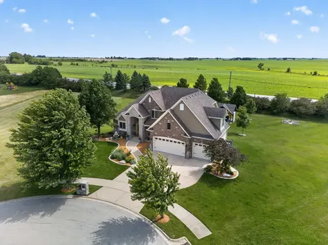 5728 Waters Edge Court Yorkville IL 60560