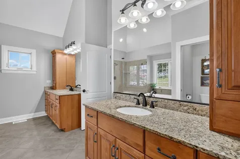 5728 Waters Edge Court Yorkville IL 60560