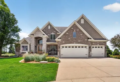 5728 Waters Edge Court Yorkville IL 60560