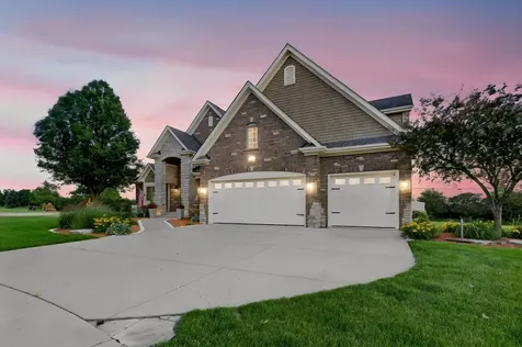 5728 Waters Edge Court Yorkville IL 60560