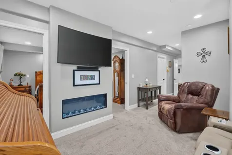 5728 Waters Edge Court Yorkville IL 60560