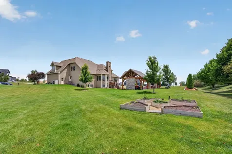 5728 Waters Edge Court Yorkville IL 60560