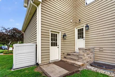5728 Waters Edge Court Yorkville IL 60560