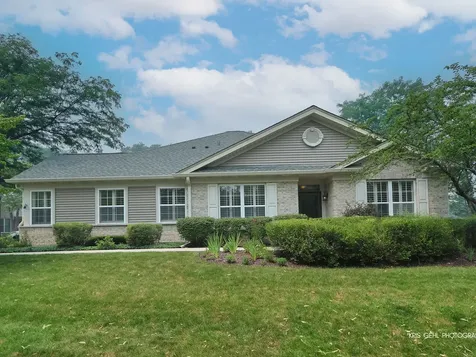 91 Enfield Lane Grayslake IL 60030