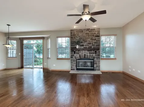 91 Enfield Lane Grayslake IL 60030